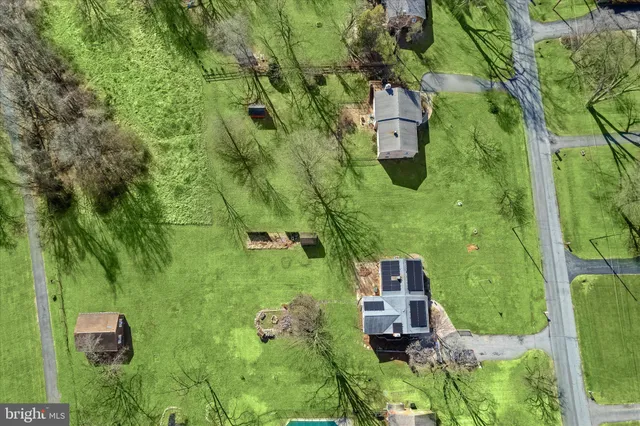 a view of yard with mountain