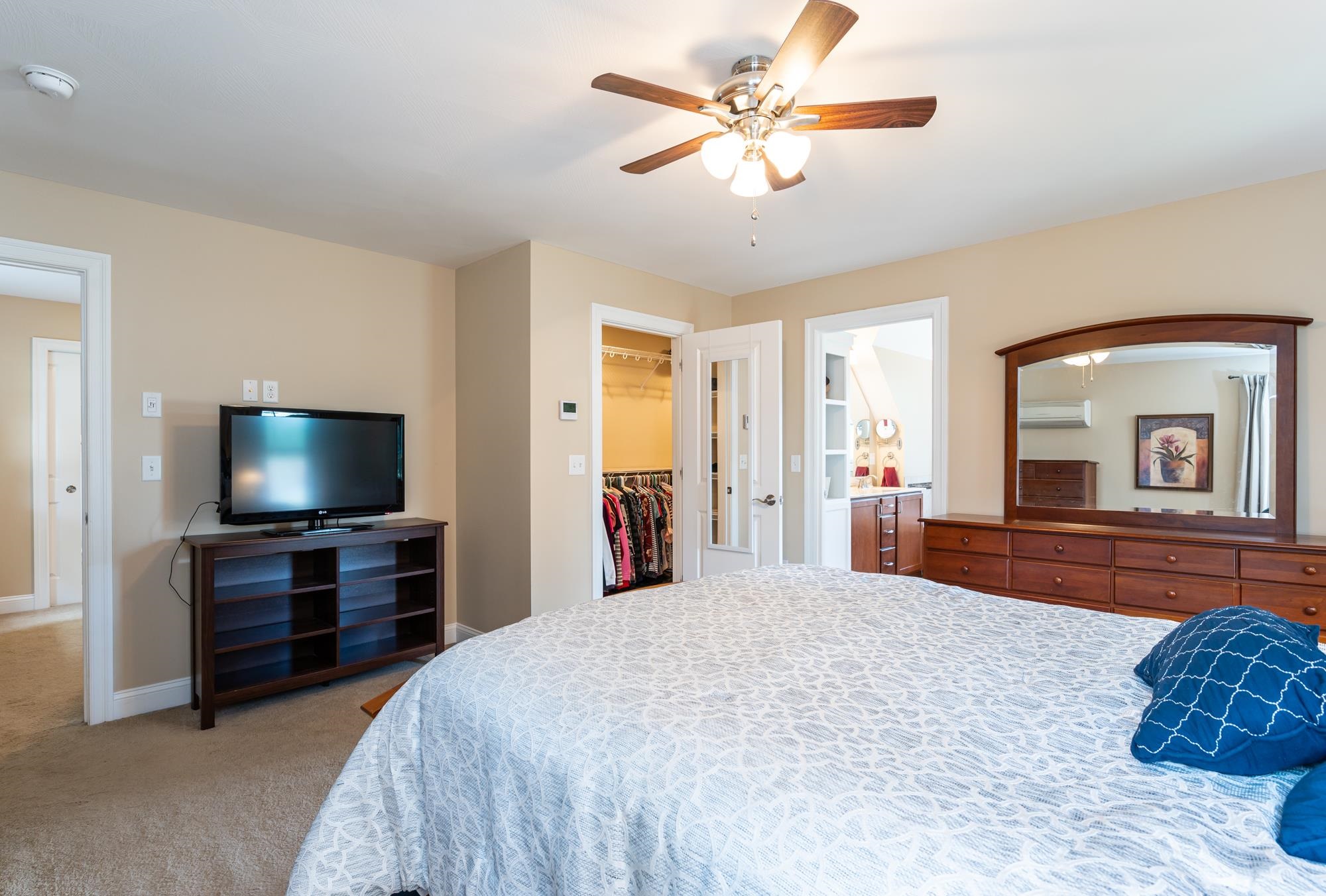 94 Robinson Road Nashua, NH 03060 - Photo 23 of 40