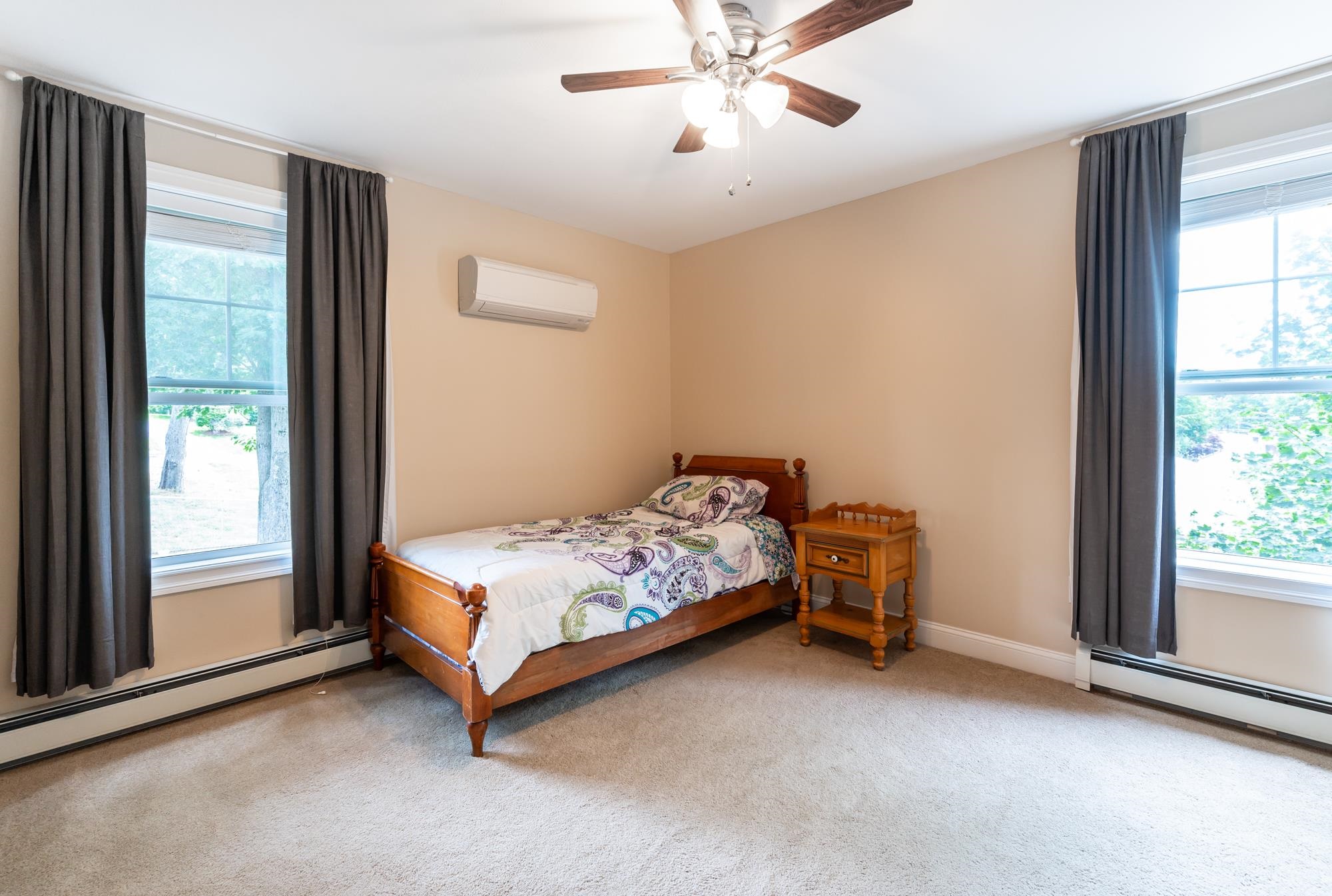 94 Robinson Road Nashua, NH 03060 - Photo 32 of 40