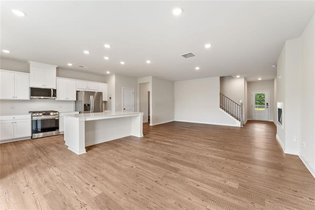1375 Farmers Loop Austell, GA 30106 - Photo 11 of 28 Gallery Image 11