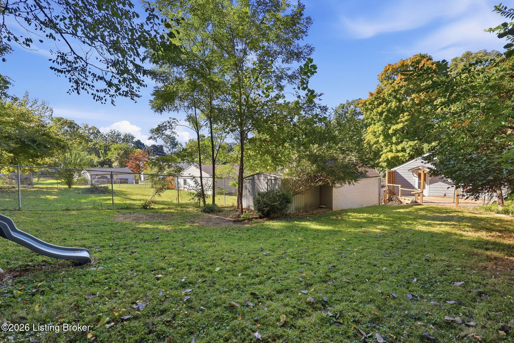 3403 Dell Road Jeffersontown, KY 40299 - Photo 29 of 39 29-web-or-mls-3403 Dell Rd-29