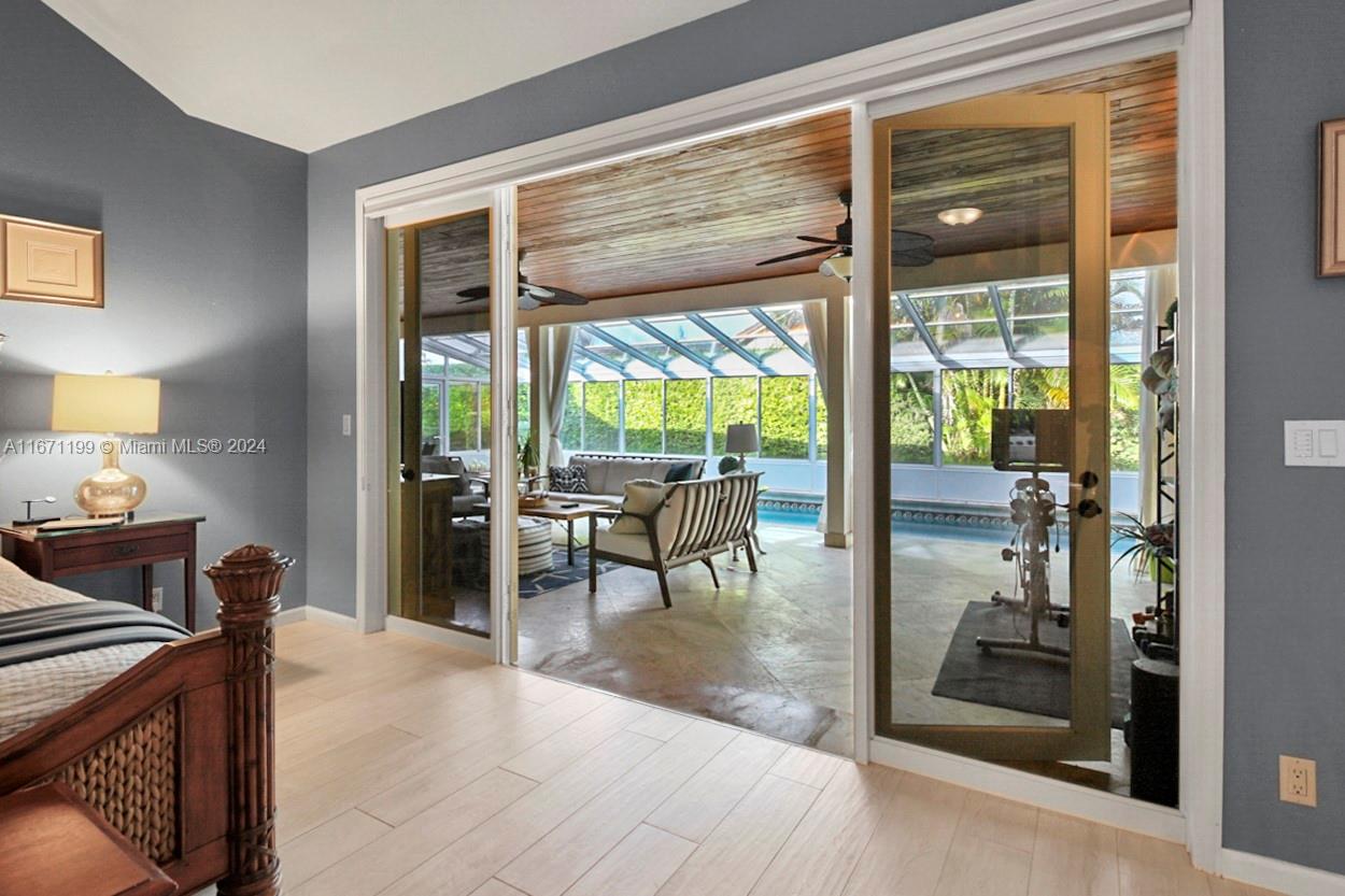 18660 Southeast River Ridge Road Jupiter, FL 33469 - Photo 17 of 48 Gallery Image 17