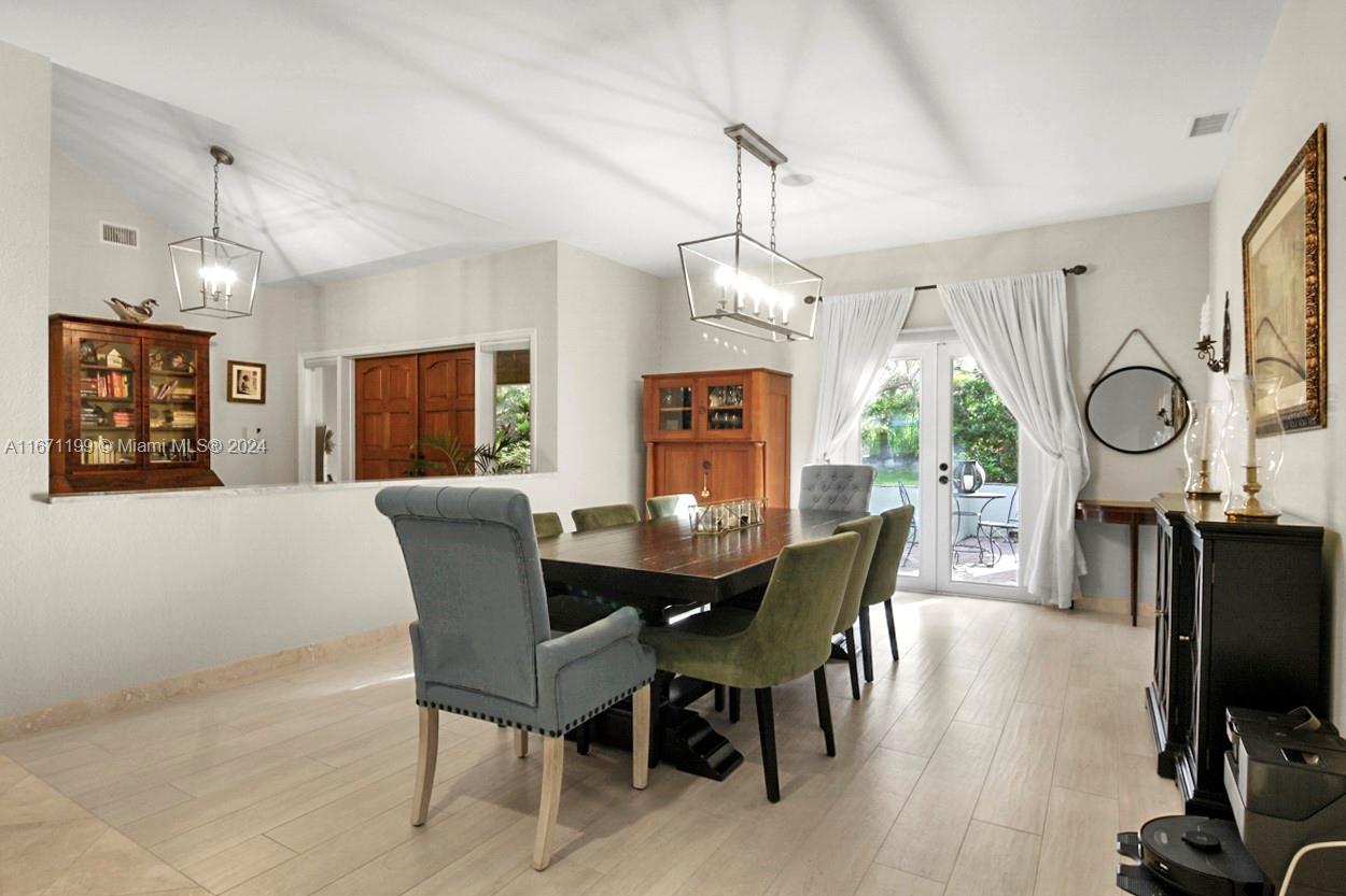 18660 Southeast River Ridge Road Jupiter, FL 33469 - Photo 26 of 48 Gallery Image 26