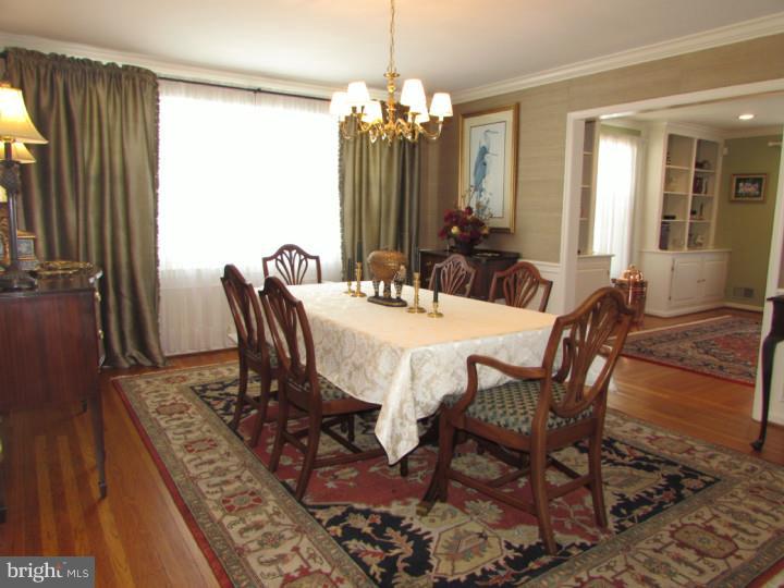 1746 Weedon Road Wayne, PA 19087 - Photo 5 of 25 Dining Room