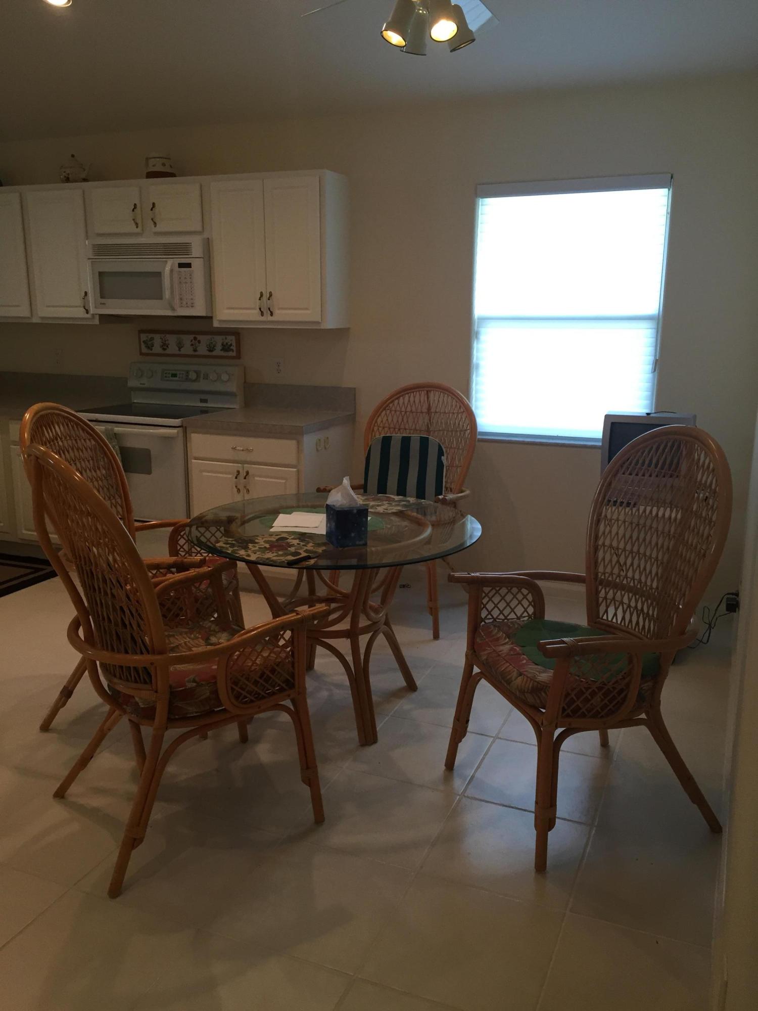 176 Cove Road Greenacres, FL 33413 - Photo 23 of 66 Eat in kitchen