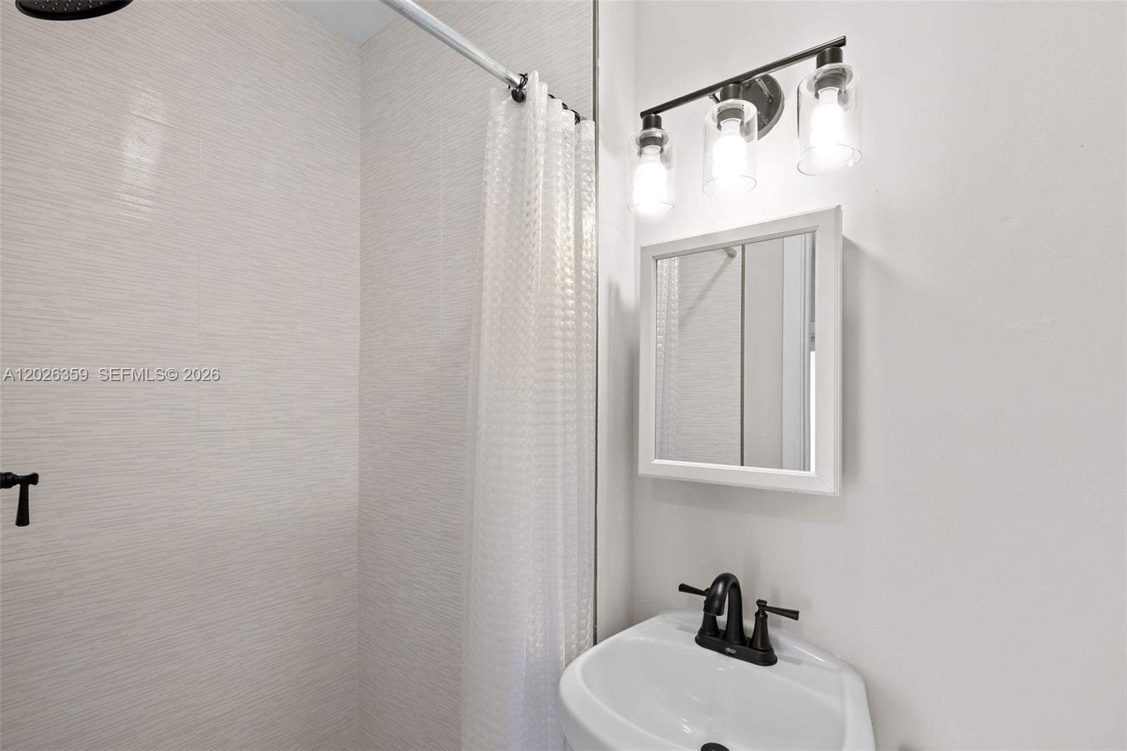 2355 Southwest 36th Avenue Miami, FL 33145 - Photo 18 of 27