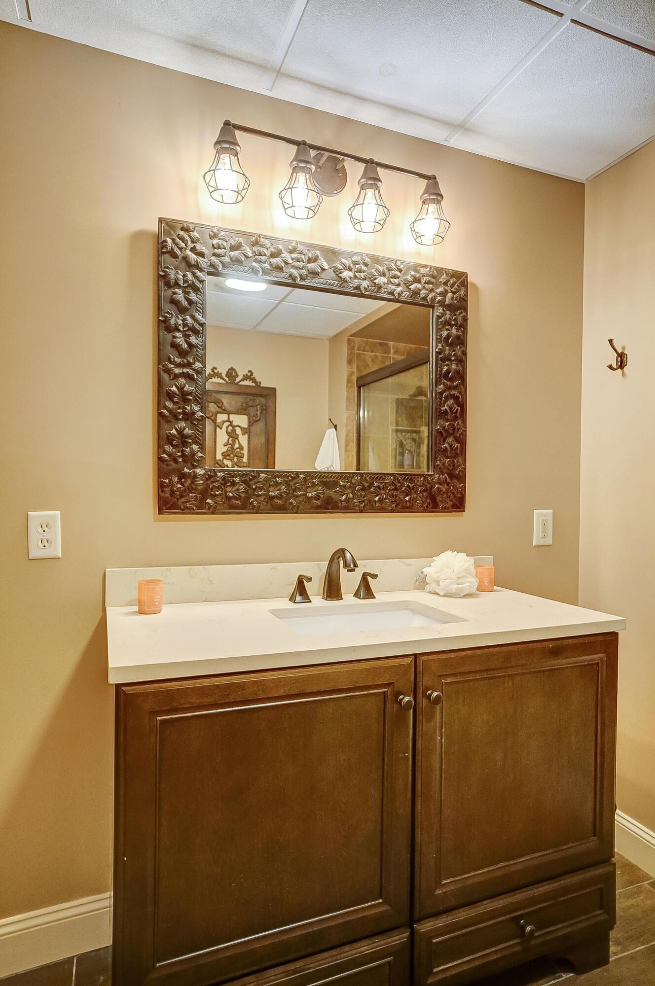 6880 Duffy Road Delaware, OH 43015 - Photo 91 of 110 093