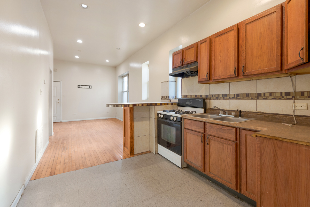1640 South Pulaski Road Chicago, IL 60623 - Photo 14 of 24