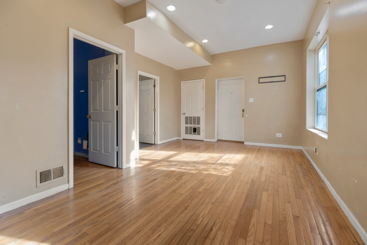 1640 South Pulaski Road Chicago, IL 60623 - Photo 19 of 24