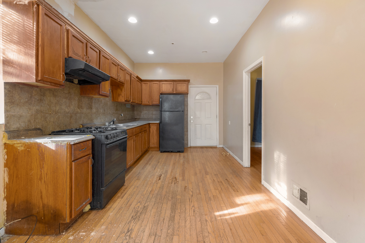 1640 South Pulaski Road Chicago, IL 60623 - Photo 20 of 24
