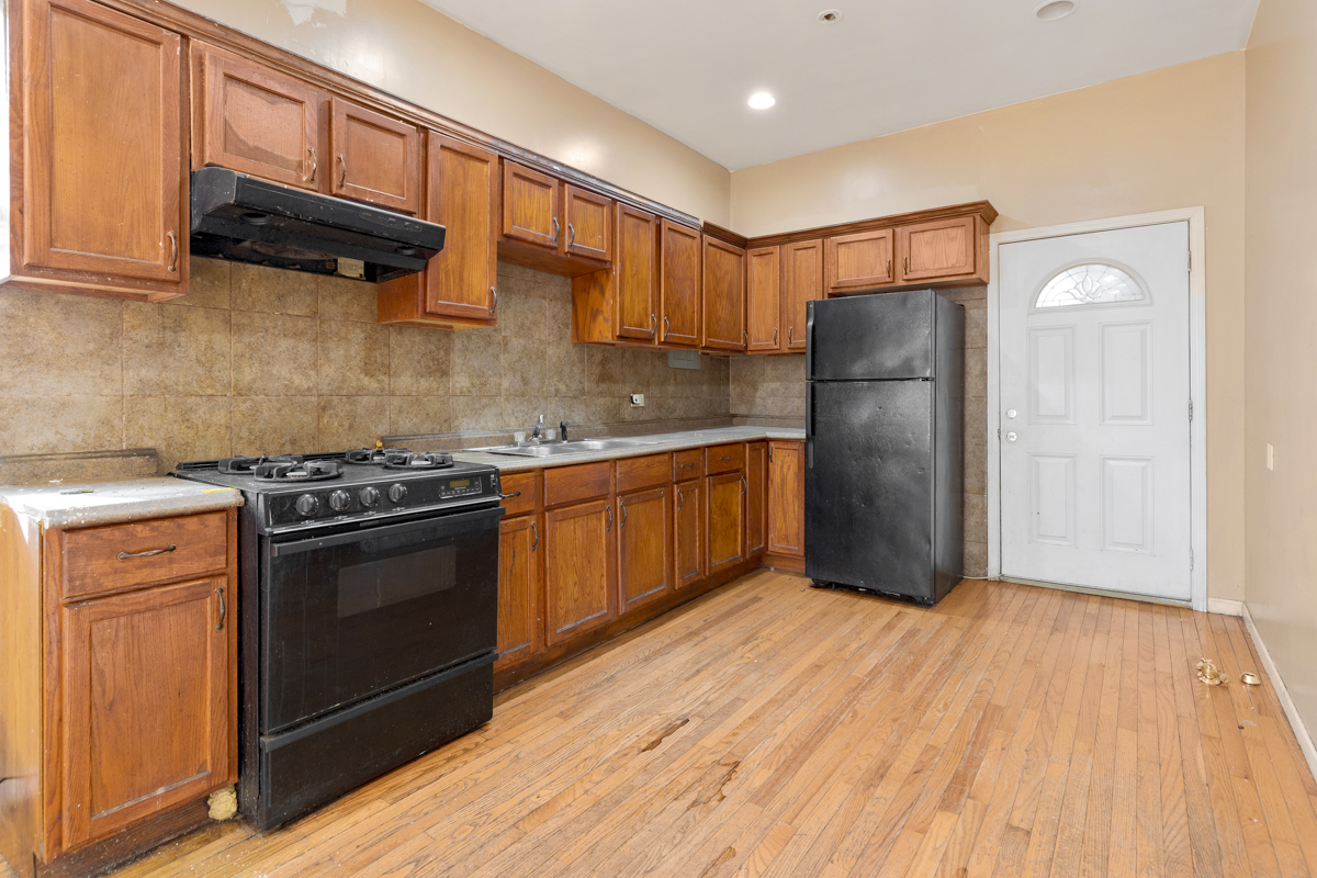 1640 South Pulaski Road Chicago, IL 60623 - Photo 21 of 24