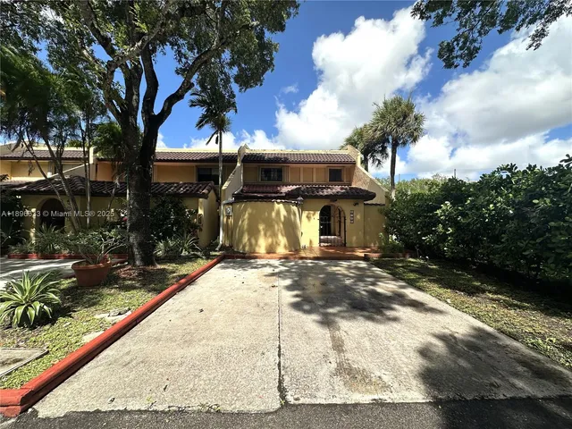 $3,900 | 3730 Alcantara Avenue, Unit 69F, Doral, FL 33178