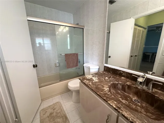 $3,900 | 3730 Alcantara Avenue, Unit 69F, Doral, FL 33178
