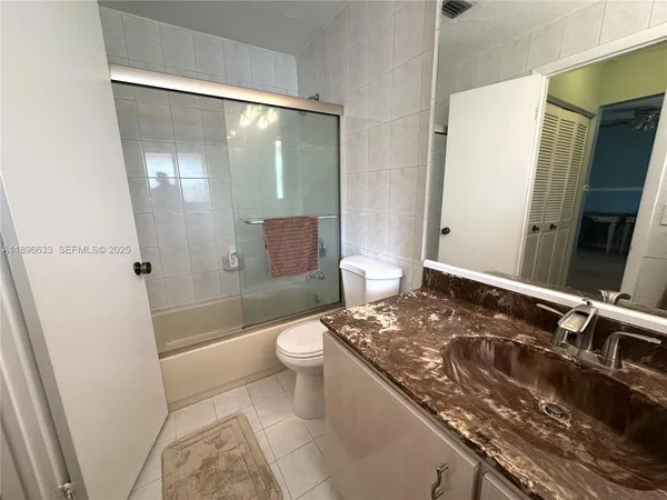 $3,400 | 3730 Alcantara Avenue, Unit 69F, Doral, FL 33178