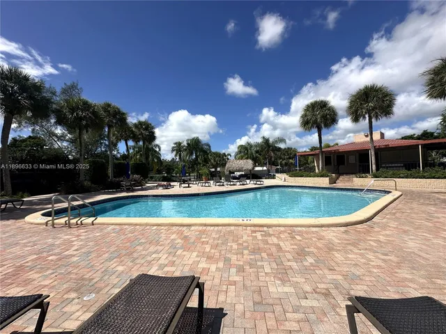 $3,900 | 3730 Alcantara Avenue, Unit 69F, Doral, FL 33178