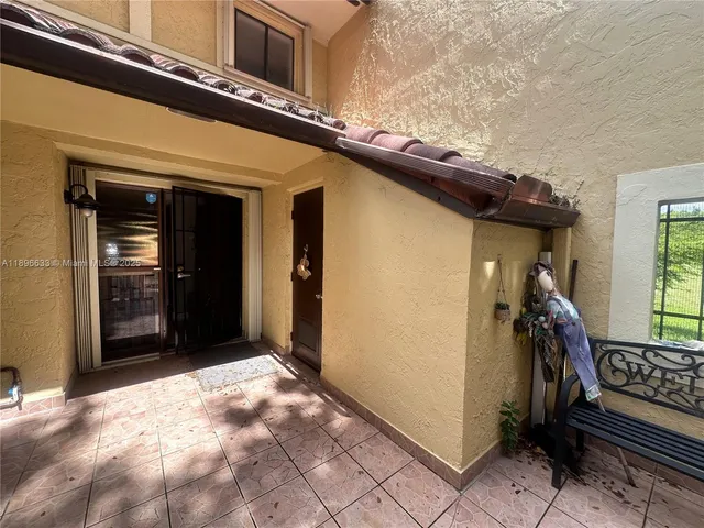 $3,900 | 3730 Alcantara Avenue, Unit 69F, Doral, FL 33178