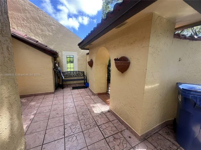 $3,900 | 3730 Alcantara Avenue, Unit 69F, Doral, FL 33178