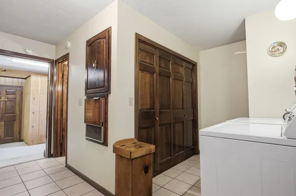 $214,900 | 208 Water Street, Kansas, IL 61933