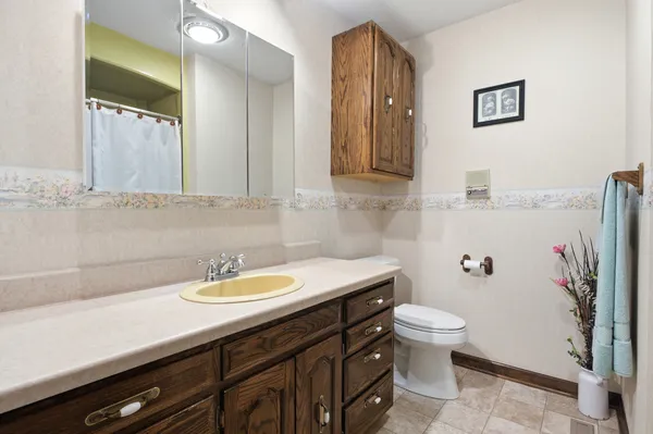 $214,900 | 208 Water Street, Kansas, IL 61933