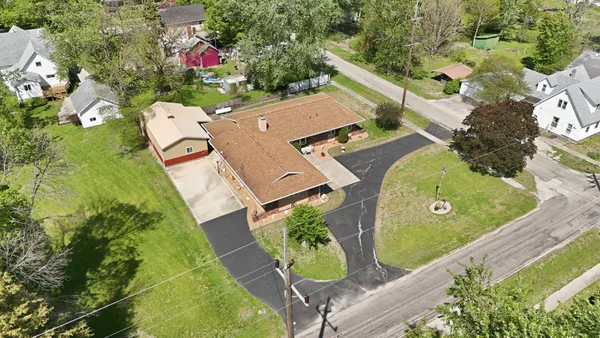 $214,900 | 208 Water Street, Kansas, IL 61933