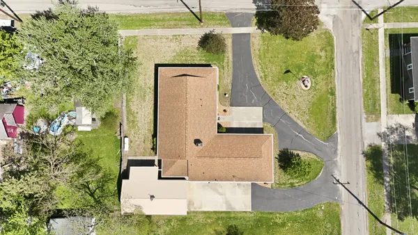 $214,900 | 208 Water Street, Kansas, IL 61933