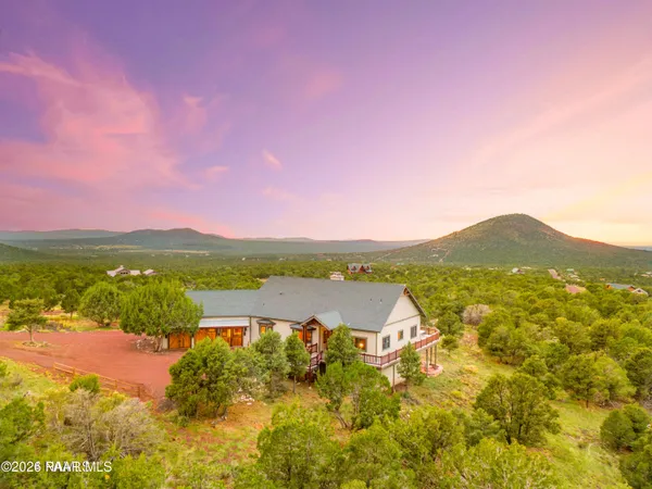 $895,000 | 2667 North Overlook Drive, Williams, AZ 86046