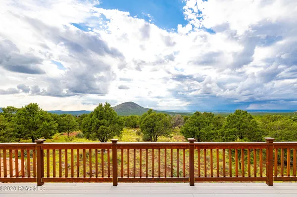 $895,000 | 2667 North Overlook Drive, Williams, AZ 86046