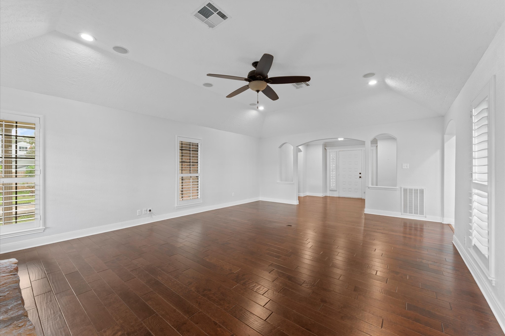1101 Baker Road Rosenberg, TX 77471 - Photo 7 of 50 a view of an empty room with a window