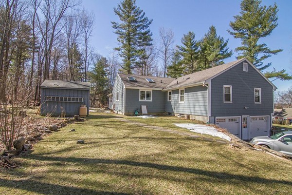 53 Old Farm Road Sturbridge, MA 01566 - Photo 3 of 26 Gallery Image 3