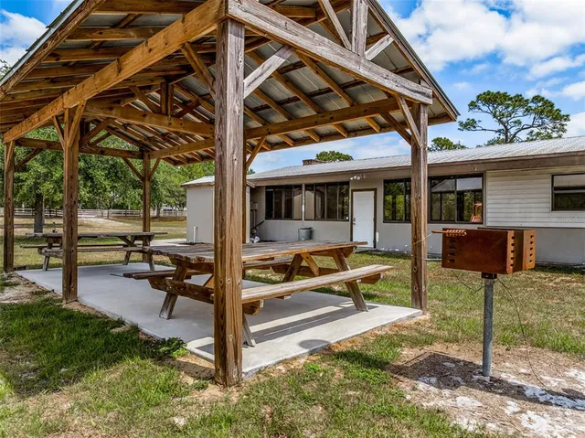 $700,000 | 42368 West Cashew Court, Eustis, FL 32736