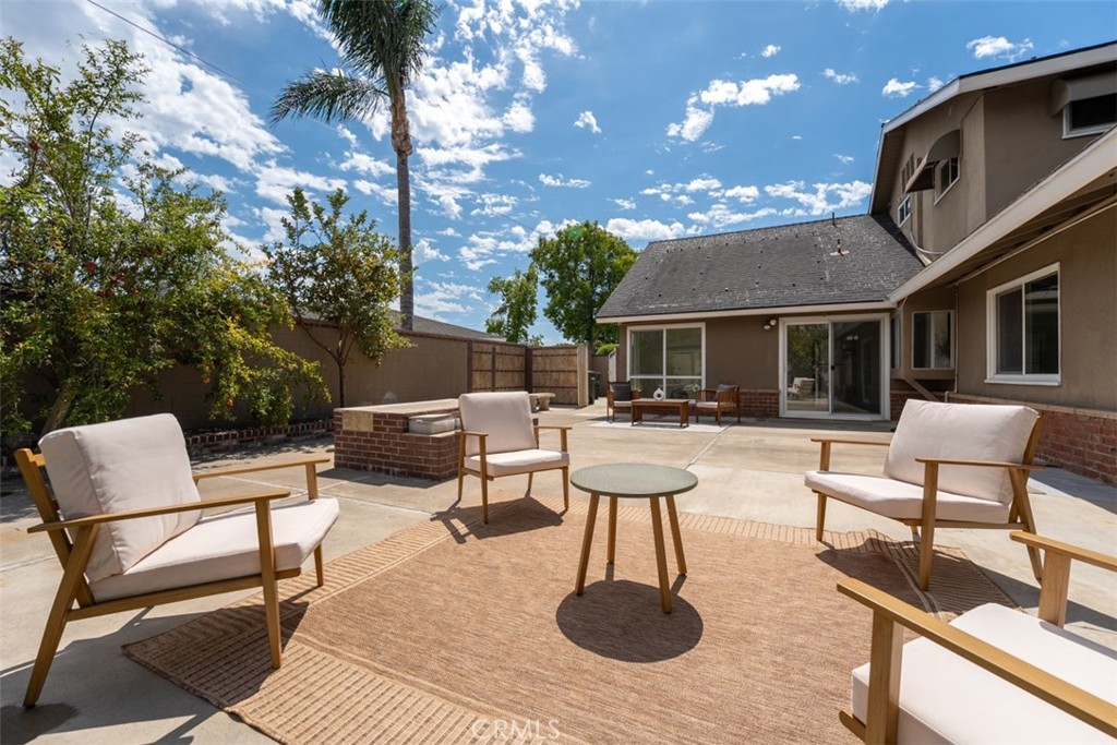 593 South Kensington Road Orange, CA 92869 - Photo 43 of 48