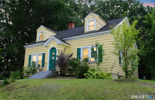 $249,900 | 94 Holabird Avenue, Winchester, CT 06098