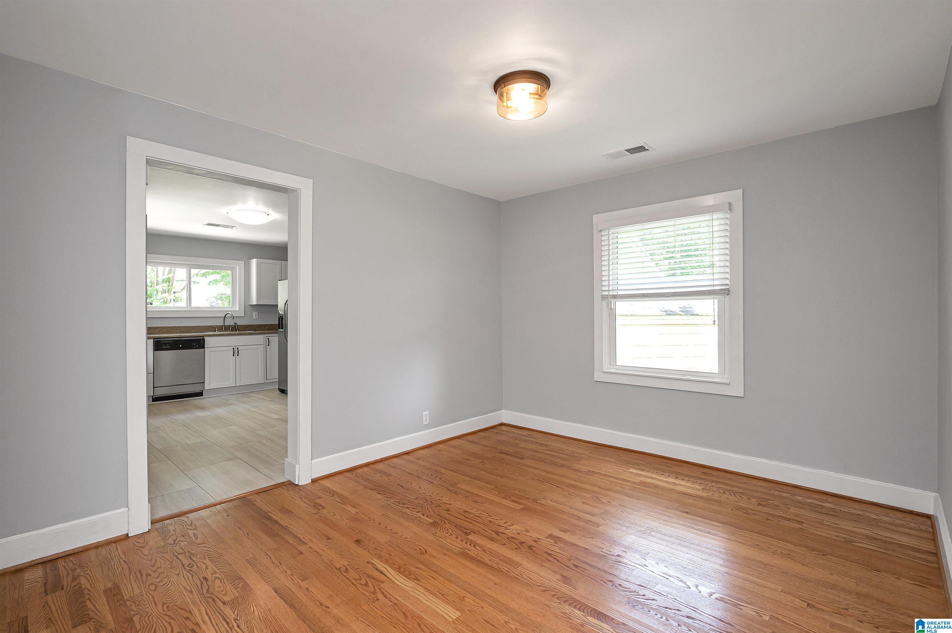 519 Oxmoor Road Birmingham, AL 35209 - Photo 12 of 33