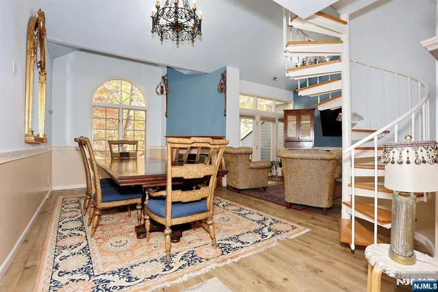 a view of a tennis court