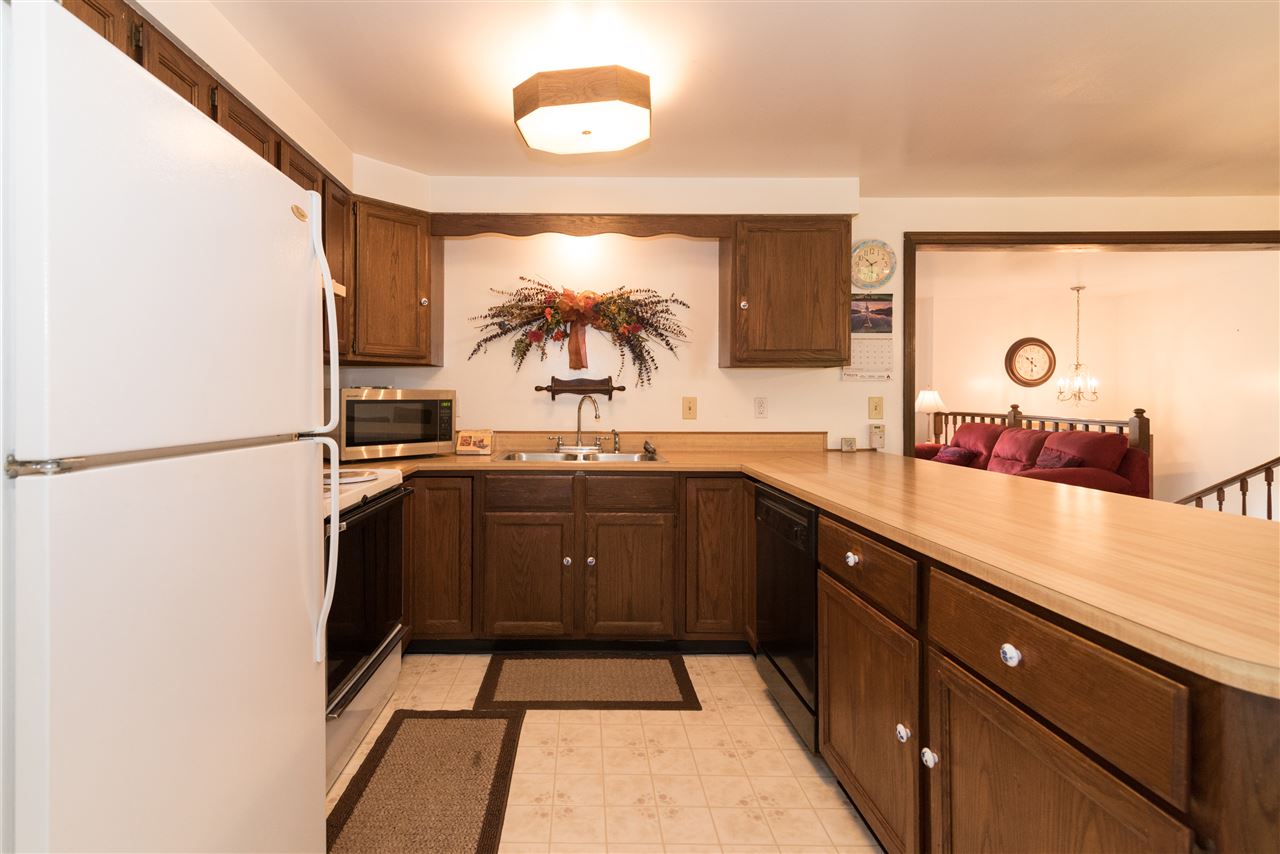 74 Planeview Road Morristown, VT 05661 - Photo 6 of 25