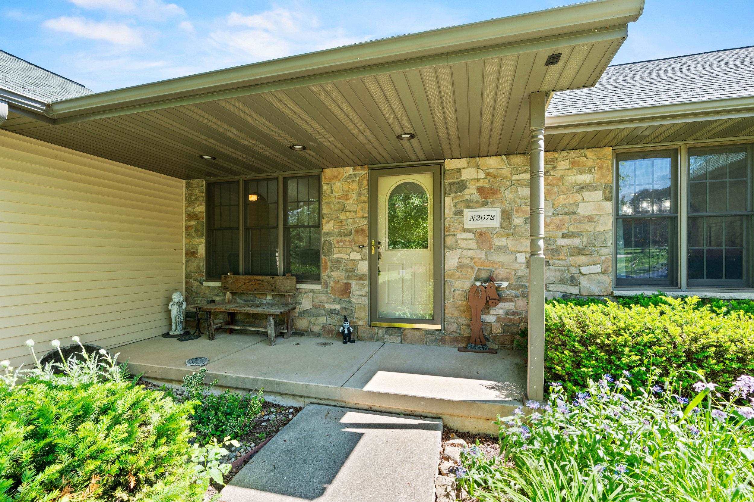 N2672 Butternut Road Hortonville, WI 54944 - Photo 3 of 32