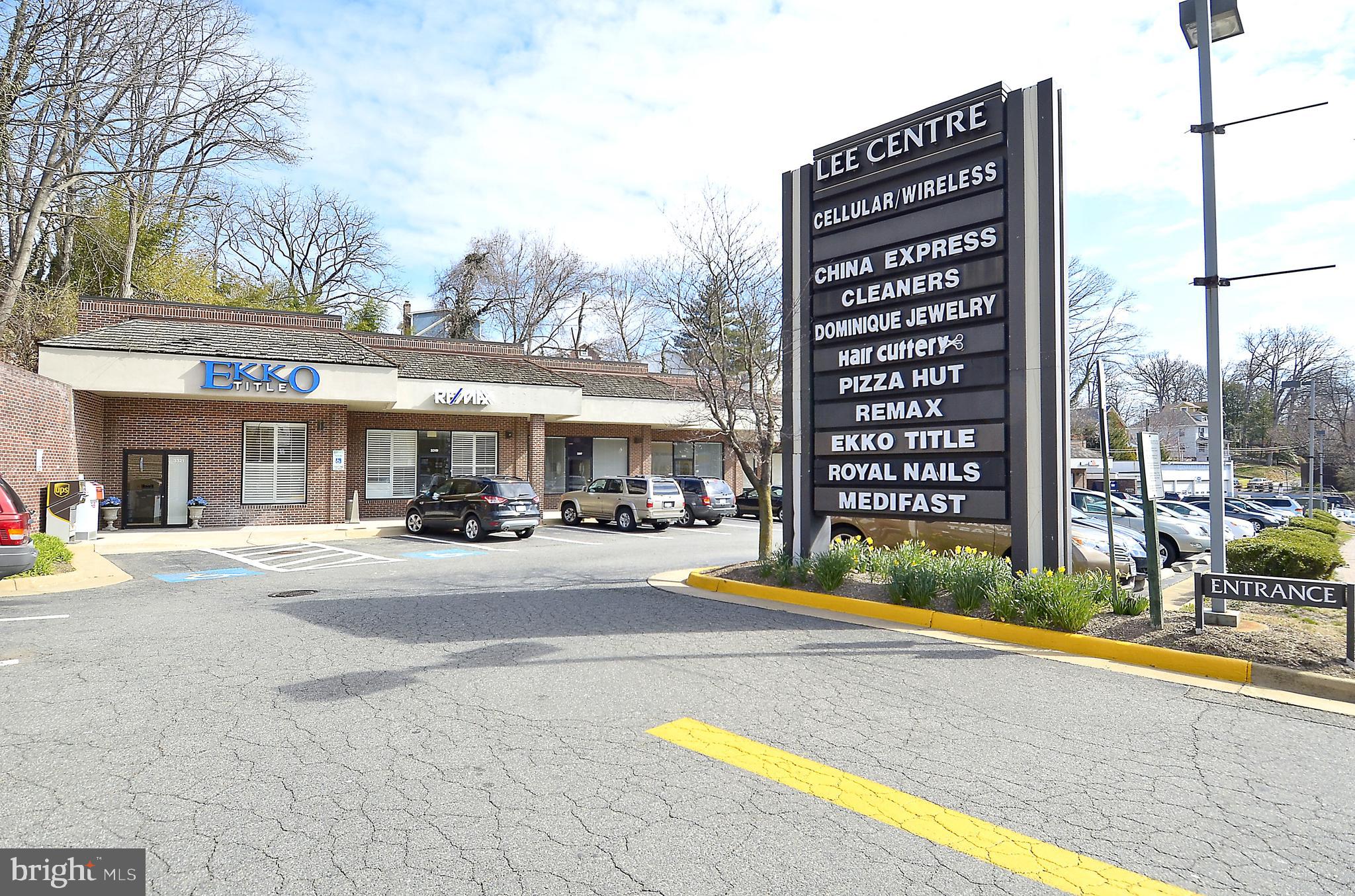 3227 20th Road North Arlington, VA 22207 - Photo 47 of 48 Lee Center Shopping
