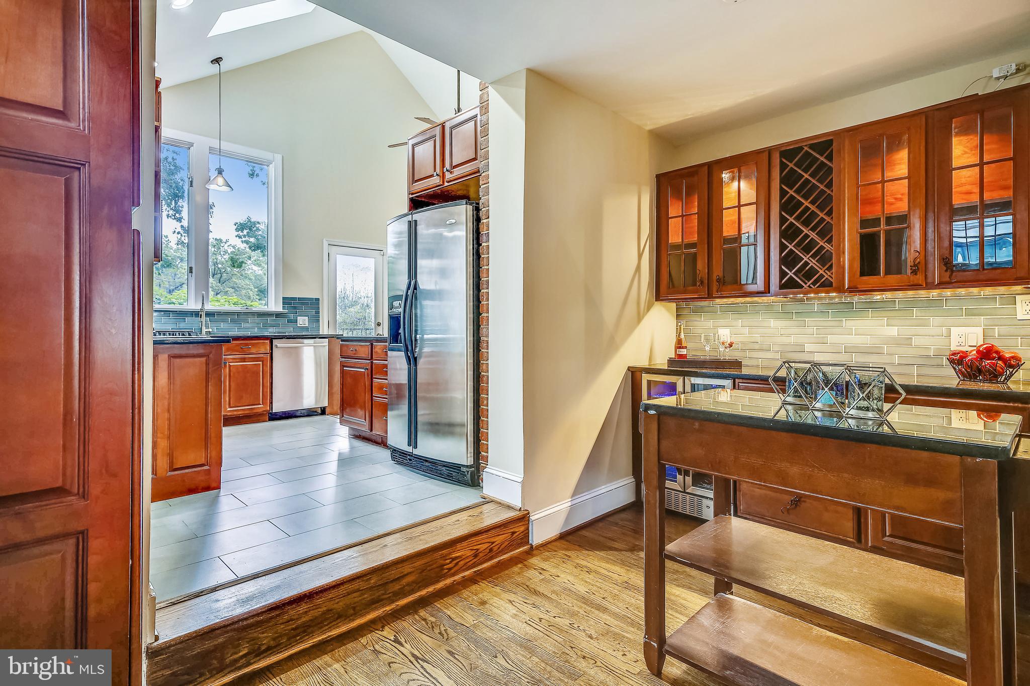 3227 20th Road North Arlington, VA 22207 - Photo 6 of 48 Butler's Pantry