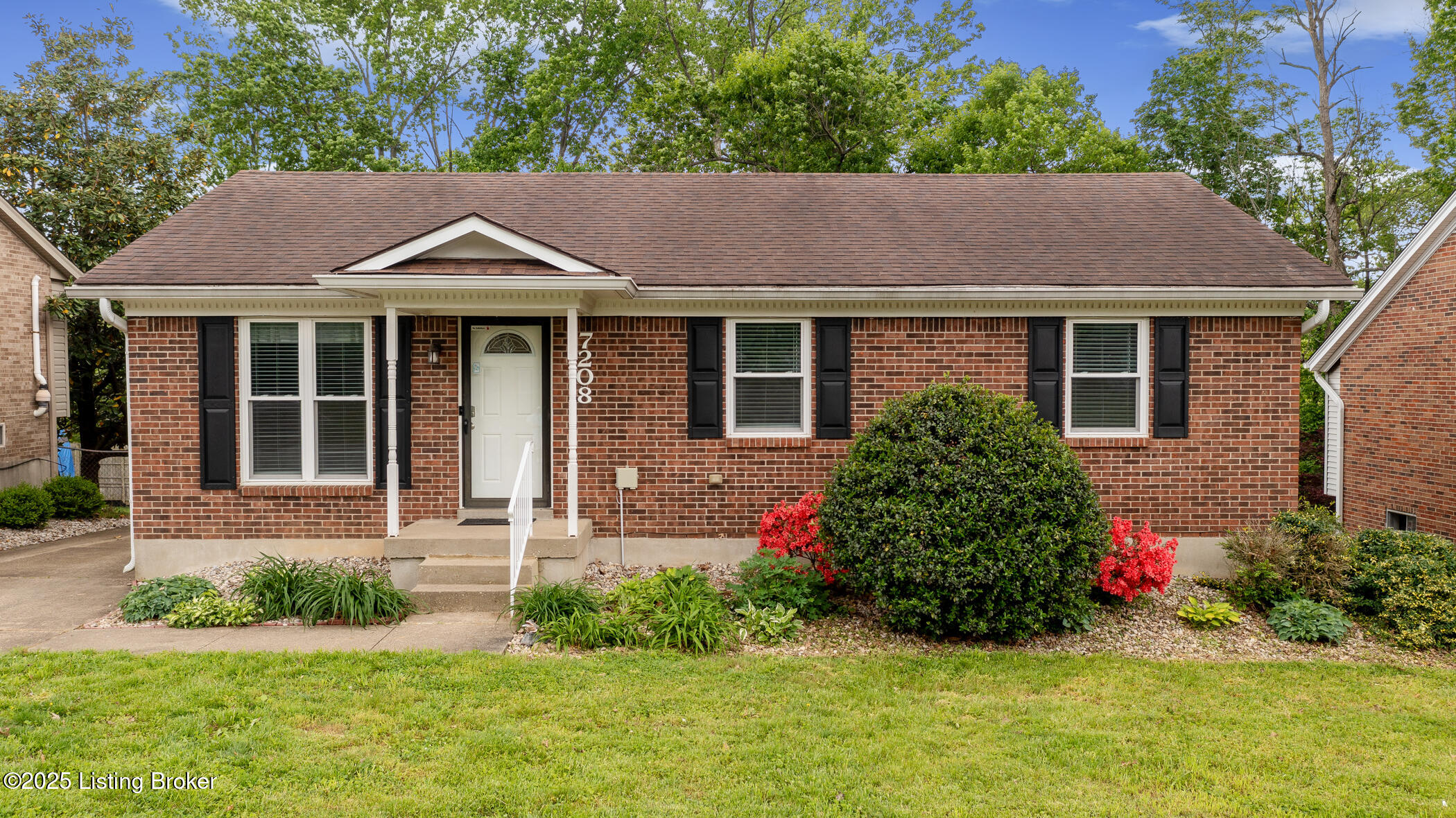 7208 Ridge Creek Road Louisville, KY 40291 - Photo 1 of 20 Front