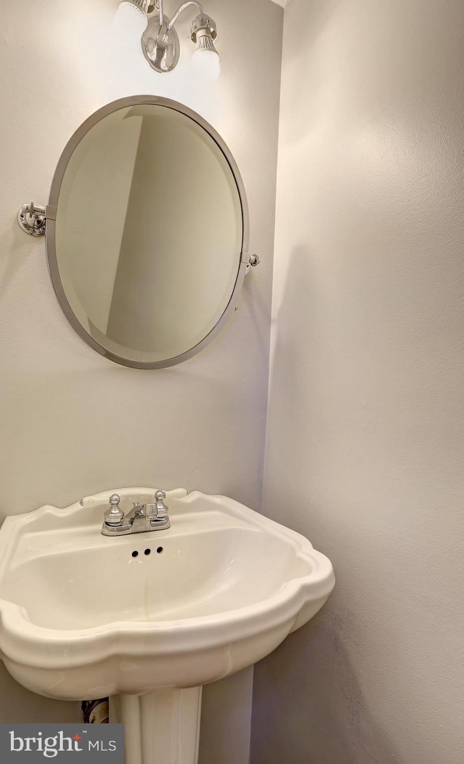 2484 Warm Spring Way Odenton, MD 21113 - Photo 11 of 40 1/2 bath