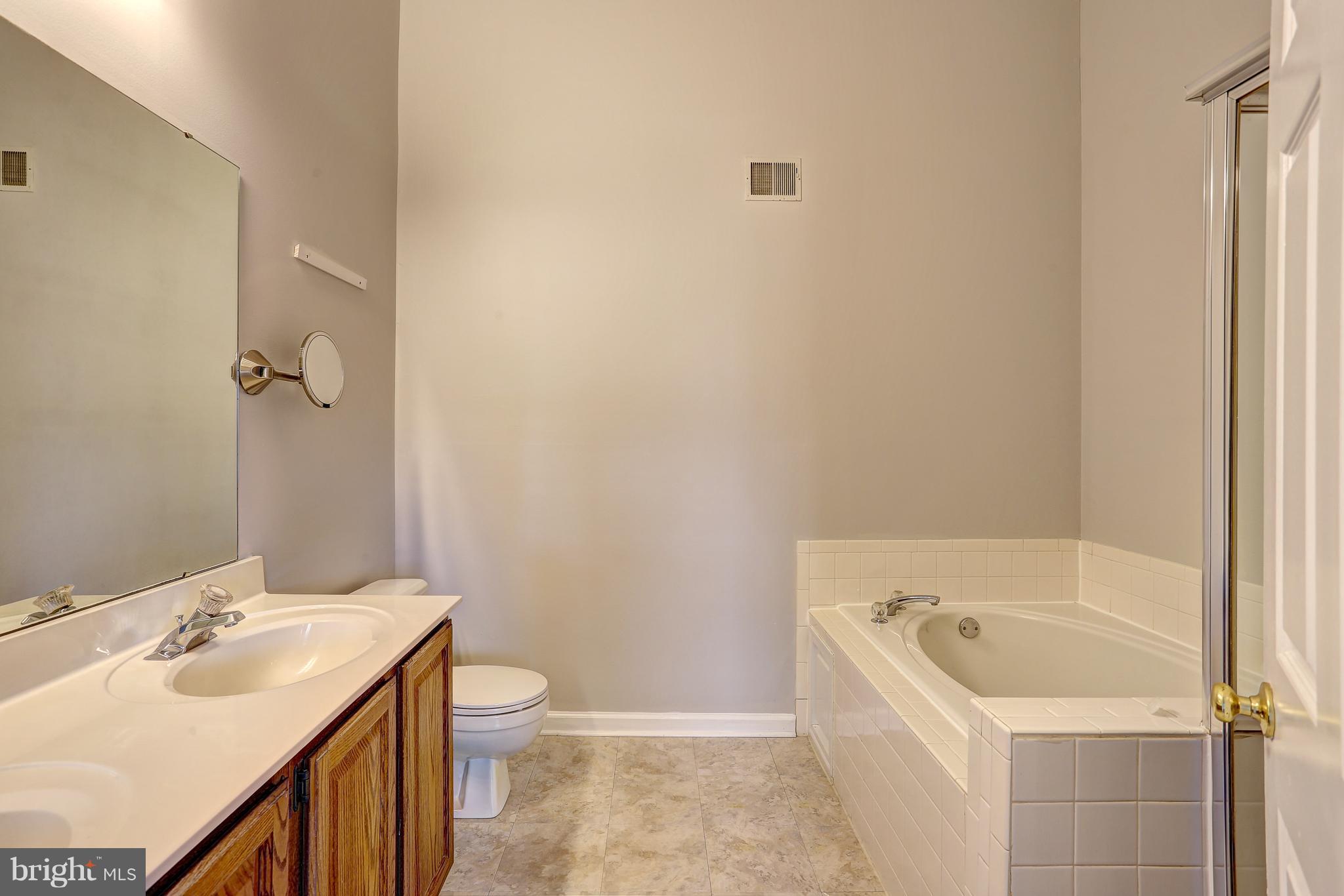2484 Warm Spring Way Odenton, MD 21113 - Photo 20 of 40 Master bath