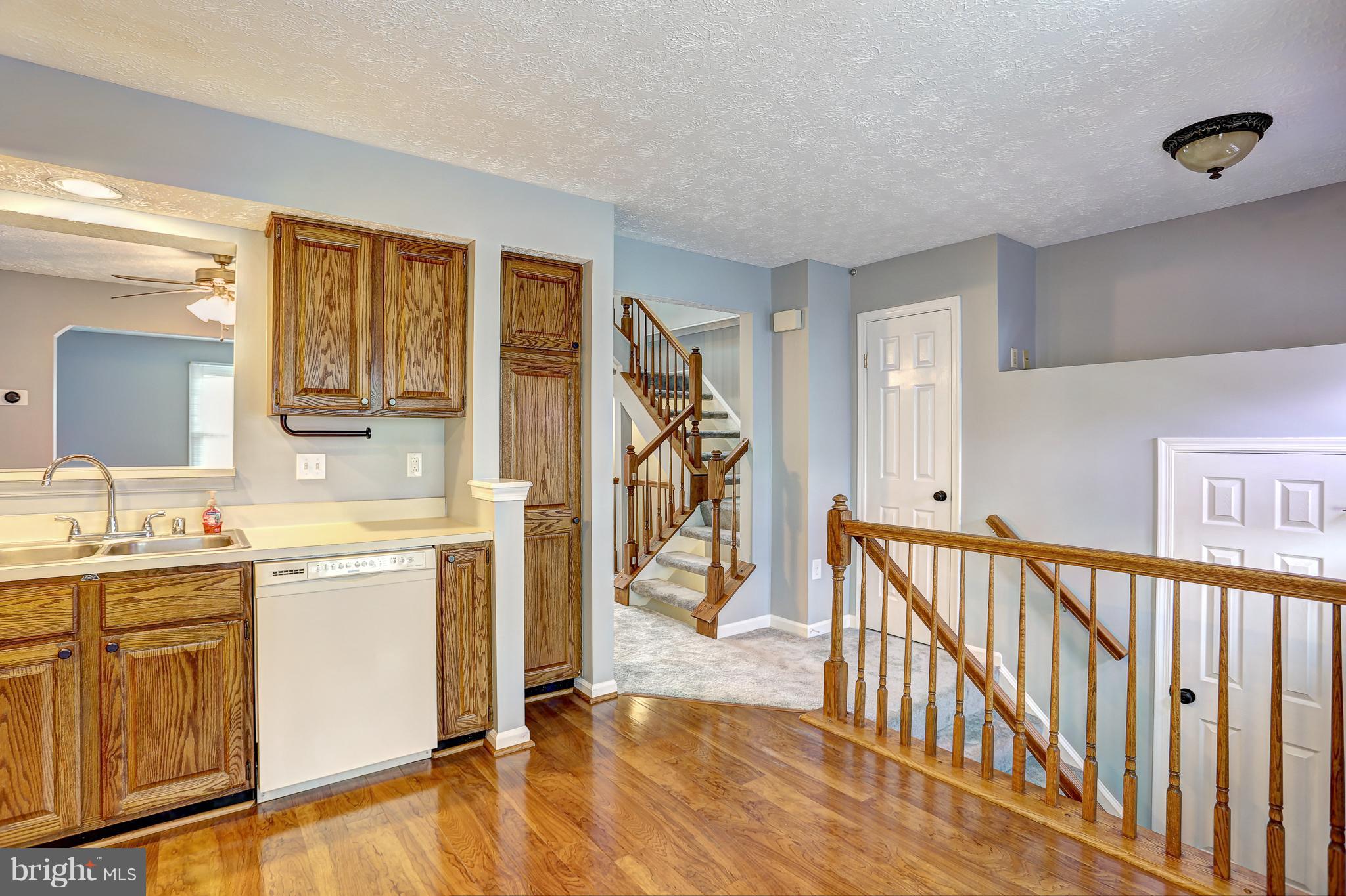 2484 Warm Spring Way Odenton, MD 21113 - Photo 6 of 40 Kitchen