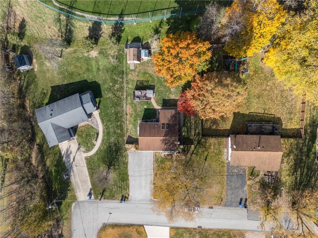 588 Carmelott Street Irwin, PA 15642 - Photo 33 of 33 an aerial view of residential houses with outdoor space