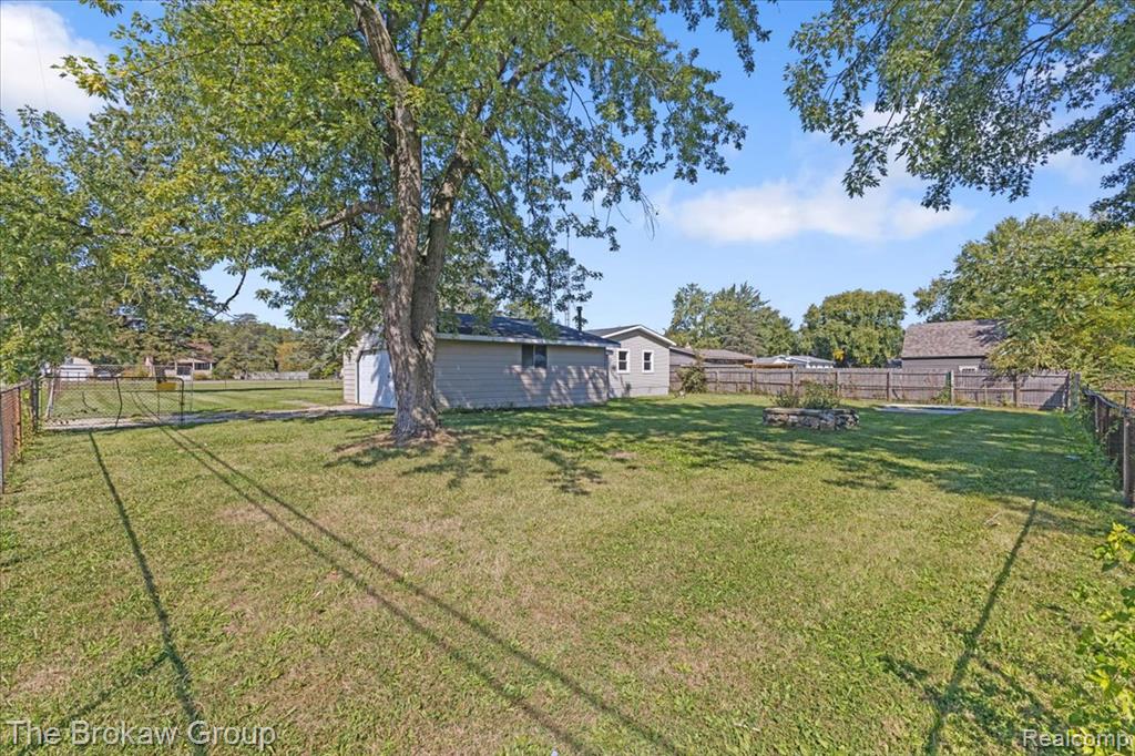 4062 North Belsay Road Flint, MI 48506 - Photo 35 of 40 Gallery Image 35