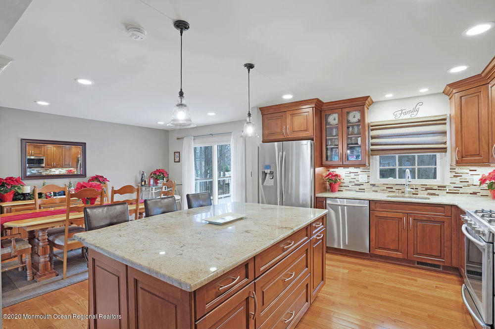 124 Stillwells Corner Road Freehold, NJ 07728 - Photo 12 of 41 029_dsc03010