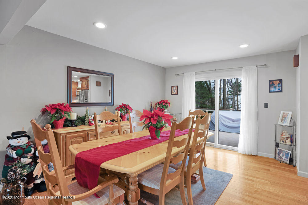 124 Stillwells Corner Road Freehold, NJ 07728 - Photo 15 of 41 024_dsc02985
