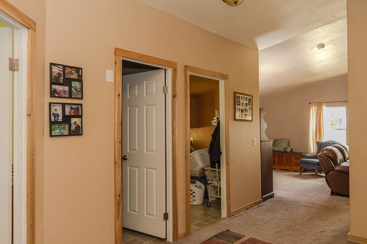 4044 A Springdale Hunters Road Springdale, WA 99173 - Photo 11 of 20