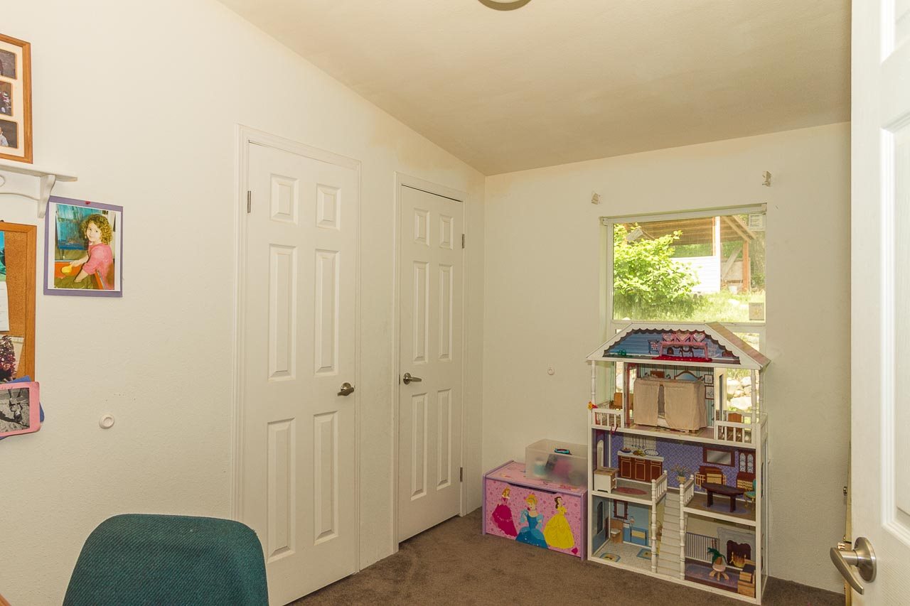 4044 A Springdale Hunters Road Springdale, WA 99173 - Photo 17 of 20