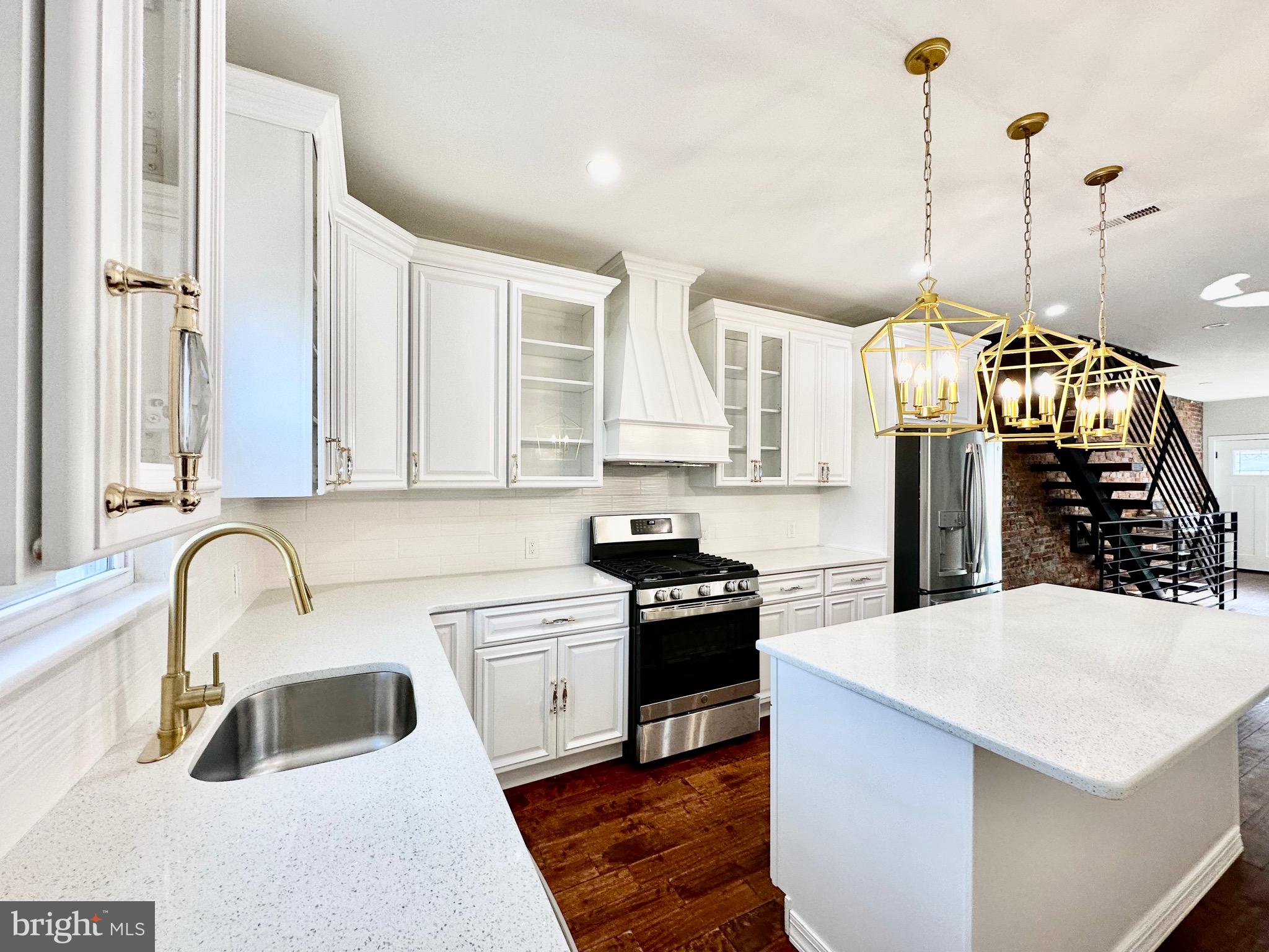 2635 Tasker Street Philadelphia, PA 19145 - Photo 25 of 58