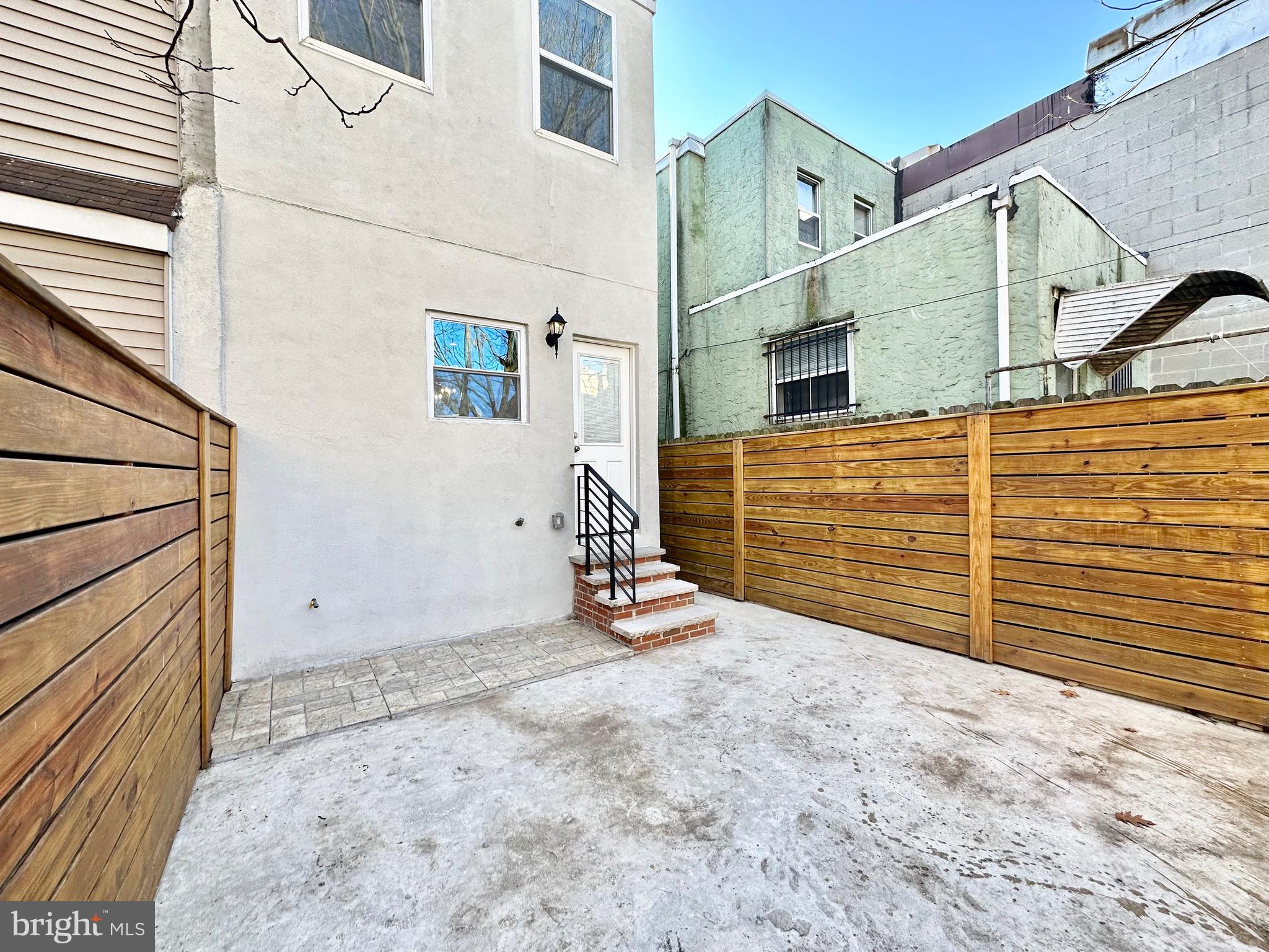 2635 Tasker Street Philadelphia, PA 19145 - Photo 28 of 58